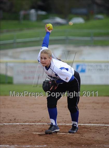 Thumbnail 1 in Churchill vs. Springfield photogallery.