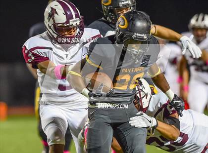 Thumbnail 3 in Northbrook vs Klein Oak photogallery.