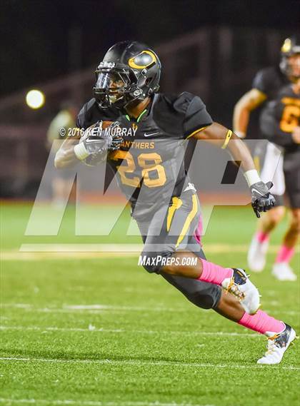 Thumbnail 2 in Northbrook vs Klein Oak photogallery.