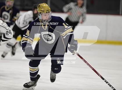 Thumbnail 3 in Notre Dame Catholic @ Xavier photogallery.