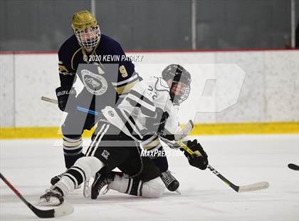 Thumbnail 1 in Notre Dame Catholic @ Xavier photogallery.