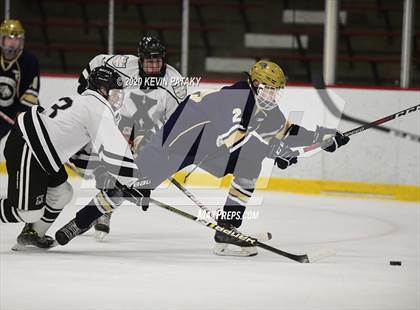 Thumbnail 2 in Notre Dame Catholic @ Xavier photogallery.