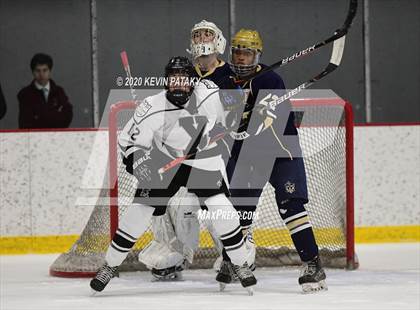 Thumbnail 3 in Notre Dame Catholic @ Xavier photogallery.