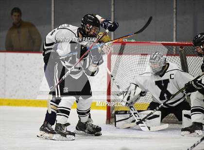 Thumbnail 3 in Notre Dame Catholic @ Xavier photogallery.