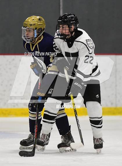Thumbnail 3 in Notre Dame Catholic @ Xavier photogallery.