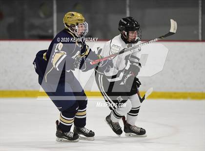 Thumbnail 1 in Notre Dame Catholic @ Xavier photogallery.