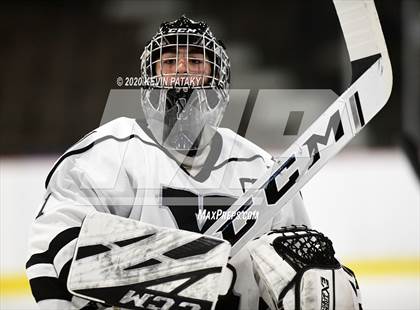Thumbnail 2 in Notre Dame Catholic @ Xavier photogallery.
