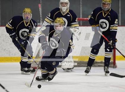 Thumbnail 2 in Notre Dame Catholic @ Xavier photogallery.