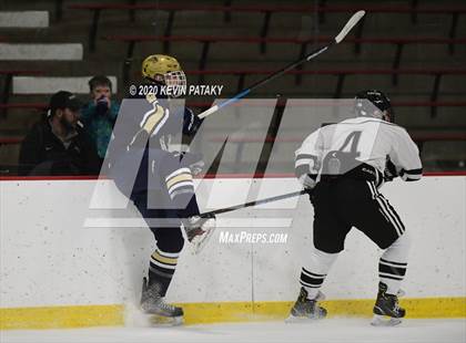 Thumbnail 1 in Notre Dame Catholic @ Xavier photogallery.