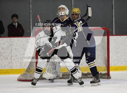 Thumbnail 1 in Notre Dame Catholic @ Xavier photogallery.