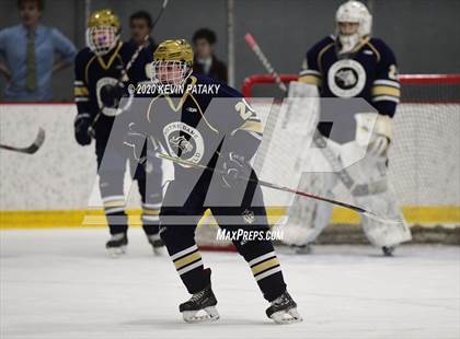Thumbnail 1 in Notre Dame Catholic @ Xavier photogallery.