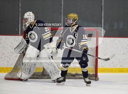 Thumbnail 1 in Notre Dame Catholic @ Xavier photogallery.