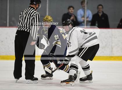 Thumbnail 1 in Notre Dame Catholic @ Xavier photogallery.