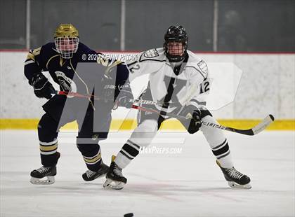 Thumbnail 1 in Notre Dame Catholic @ Xavier photogallery.