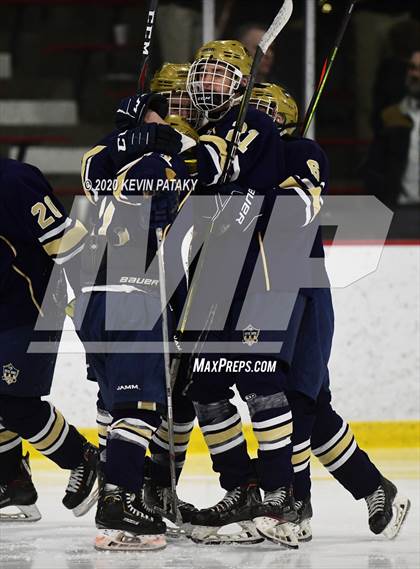 Thumbnail 3 in Notre Dame Catholic @ Xavier photogallery.