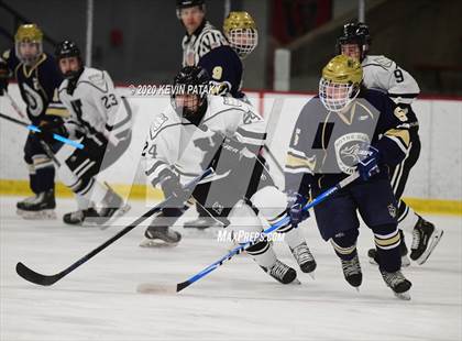 Thumbnail 1 in Notre Dame Catholic @ Xavier photogallery.