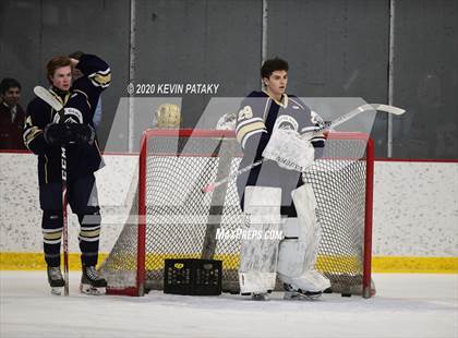 Thumbnail 3 in Notre Dame Catholic @ Xavier photogallery.