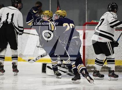 Thumbnail 1 in Notre Dame Catholic @ Xavier photogallery.