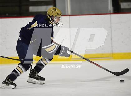 Thumbnail 3 in Notre Dame Catholic @ Xavier photogallery.