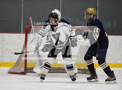 Thumbnail 2 in Notre Dame Catholic @ Xavier photogallery.