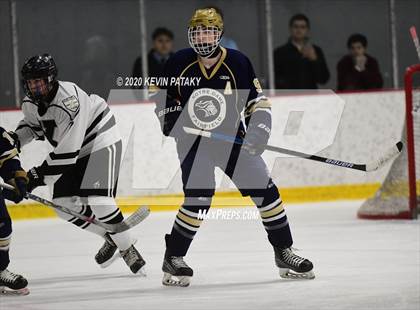 Thumbnail 1 in Notre Dame Catholic @ Xavier photogallery.
