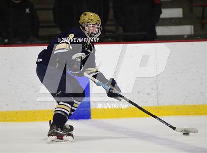 Thumbnail 2 in Notre Dame Catholic @ Xavier photogallery.