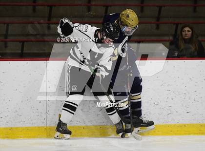 Thumbnail 1 in Notre Dame Catholic @ Xavier photogallery.