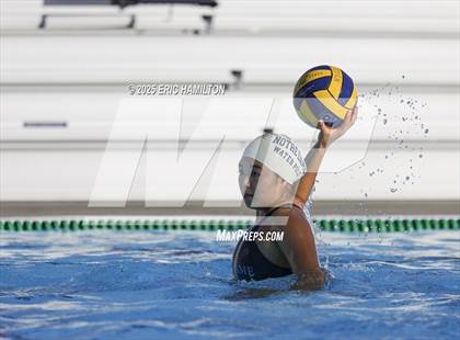 Thumbnail 2 in Notre Dame vs El Segundo (CIF SS Division III Round 2) photogallery.