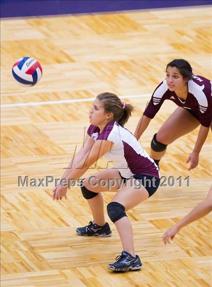 Thumbnail 2 in Marshall @ Brandeis photogallery.