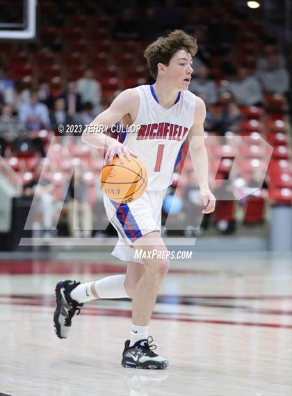 Thumbnail 3 in Juab vs. Richfield (UHSAA 3A Quarterfinal) photogallery.