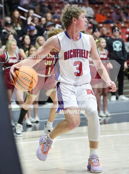 Thumbnail 2 in Juab vs. Richfield (UHSAA 3A Quarterfinal) photogallery.