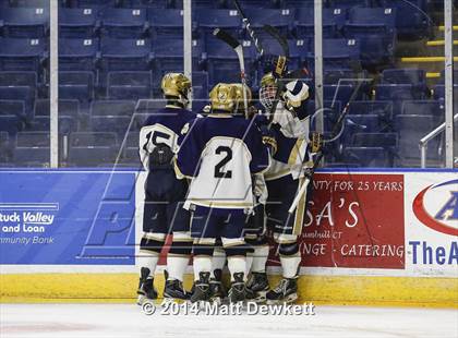 Thumbnail 1 in Boston College High vs. Notre Dame Catholic (Notre Dame New Year's Invitational Final) photogallery.