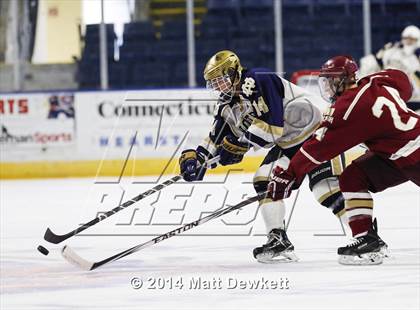 Thumbnail 3 in Boston College High vs. Notre Dame Catholic (Notre Dame New Year's Invitational Final) photogallery.