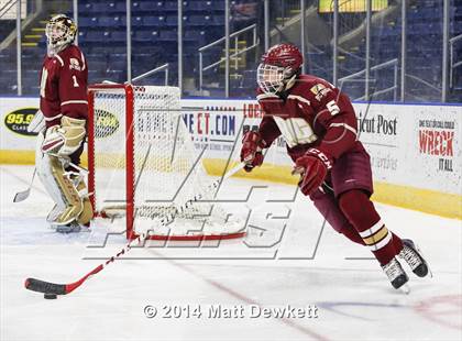 Thumbnail 2 in Boston College High vs. Notre Dame Catholic (Notre Dame New Year's Invitational Final) photogallery.