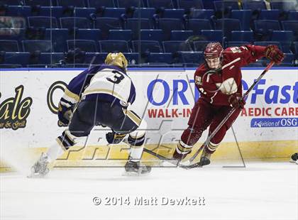 Thumbnail 3 in Boston College High vs. Notre Dame Catholic (Notre Dame New Year's Invitational Final) photogallery.
