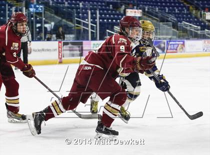 Thumbnail 3 in Boston College High vs. Notre Dame Catholic (Notre Dame New Year's Invitational Final) photogallery.