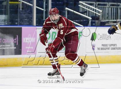 Thumbnail 2 in Boston College High vs. Notre Dame Catholic (Notre Dame New Year's Invitational Final) photogallery.