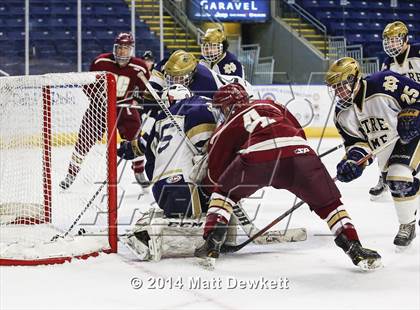 Thumbnail 3 in Boston College High vs. Notre Dame Catholic (Notre Dame New Year's Invitational Final) photogallery.