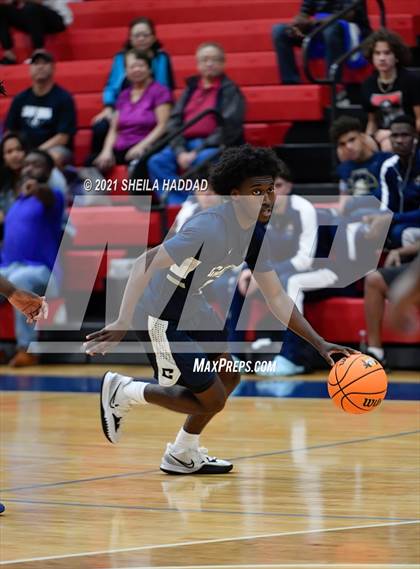 Thumbnail 2 in Auburndale vs Calvary Christian (Sunbash Tournament) photogallery.