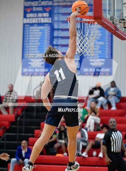 Thumbnail 3 in Auburndale vs Calvary Christian (Sunbash Tournament) photogallery.