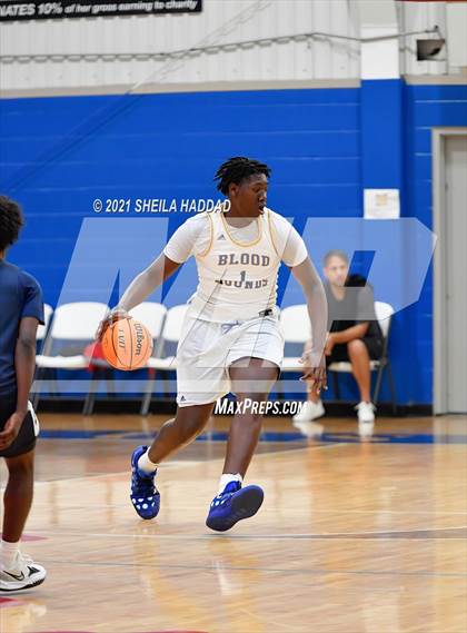 Thumbnail 3 in Auburndale vs Calvary Christian (Sunbash Tournament) photogallery.