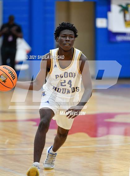 Thumbnail 1 in Auburndale vs Calvary Christian (Sunbash Tournament) photogallery.