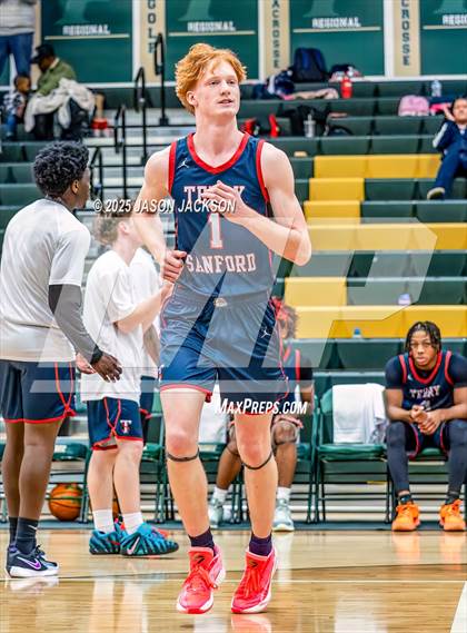 Thumbnail 1 in Terry Sanford @ Pinecrest photogallery.