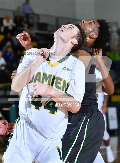 Thumbnail 3 in Damien vs. Moreau Catholic (The Classic at Damien) photogallery.