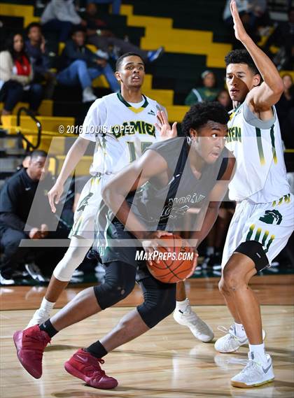 Thumbnail 2 in Damien vs. Moreau Catholic (The Classic at Damien) photogallery.