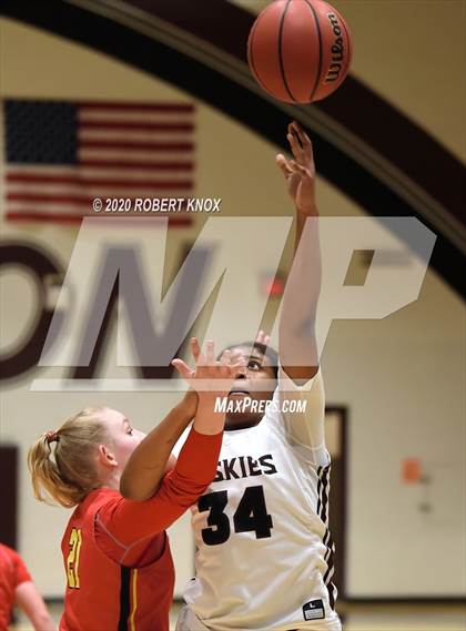 Thumbnail 3 in Chaparral vs Hamilton (AIA 6A Quarterfinal) photogallery.