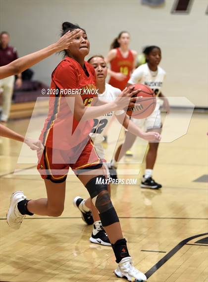 Thumbnail 3 in Chaparral vs Hamilton (AIA 6A Quarterfinal) photogallery.