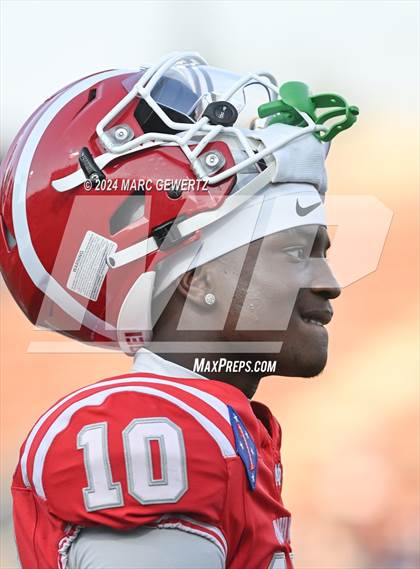 Thumbnail 2 in Bishop Gorman @ Mater Dei photogallery.