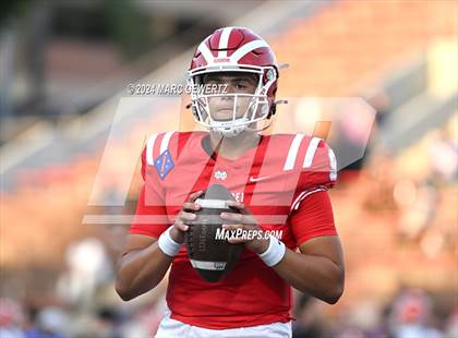 Thumbnail 2 in Bishop Gorman @ Mater Dei photogallery.