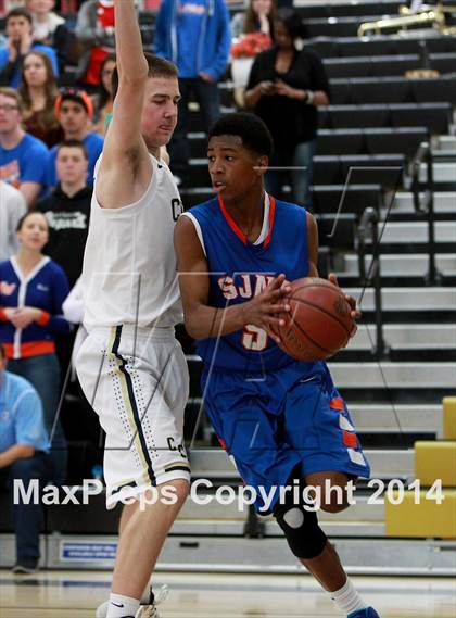 Thumbnail 3 in Central Catholic vs. St. Joseph Notre Dame (CIF NorCal Regional D5 Final) photogallery.